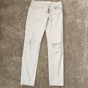 H&M Jean ripped and so soft